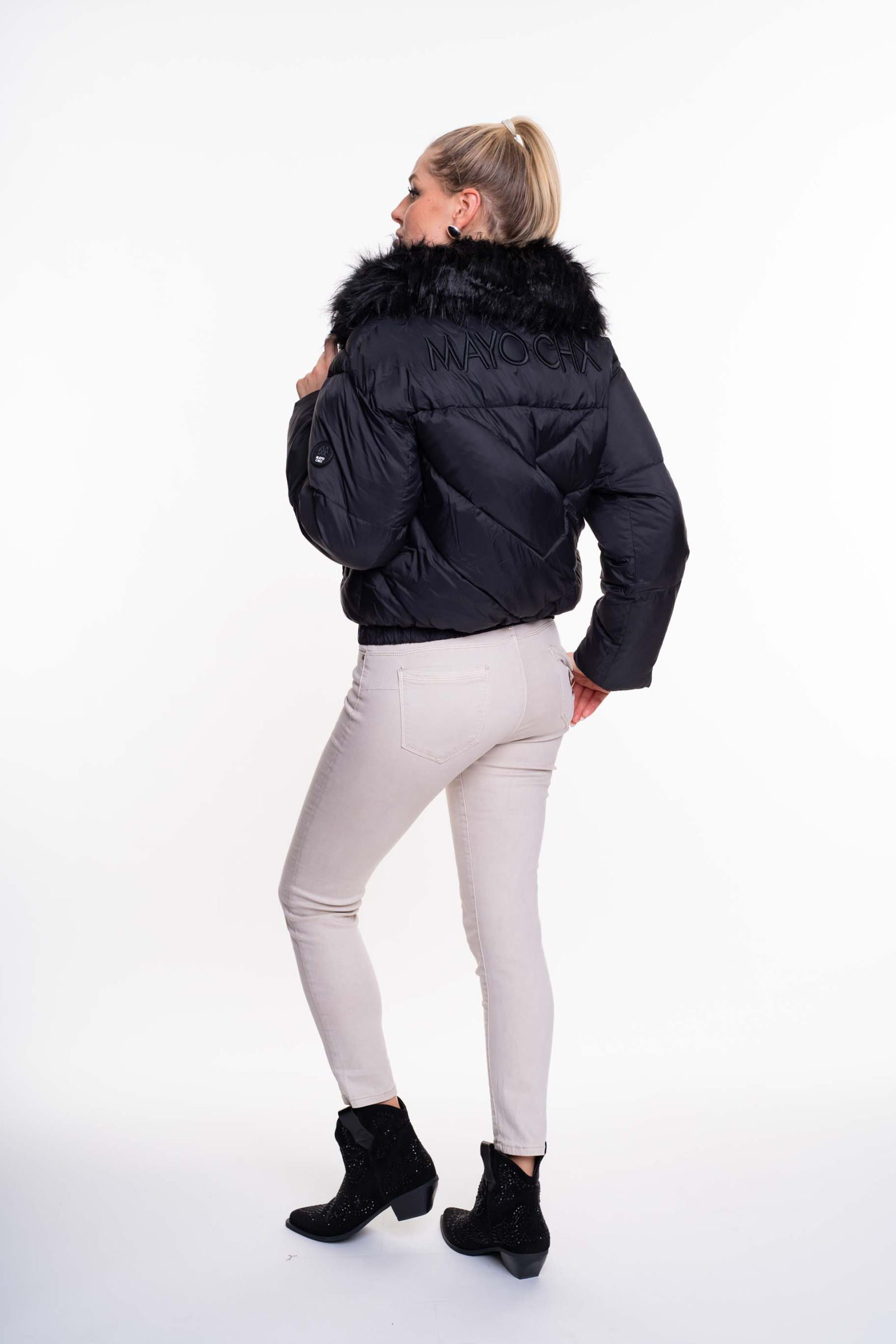 Mayo Chix Montevideo dzseki 2025/ F 5 Mayo Chix Montevideo dzseki 2025/ F - Image 5